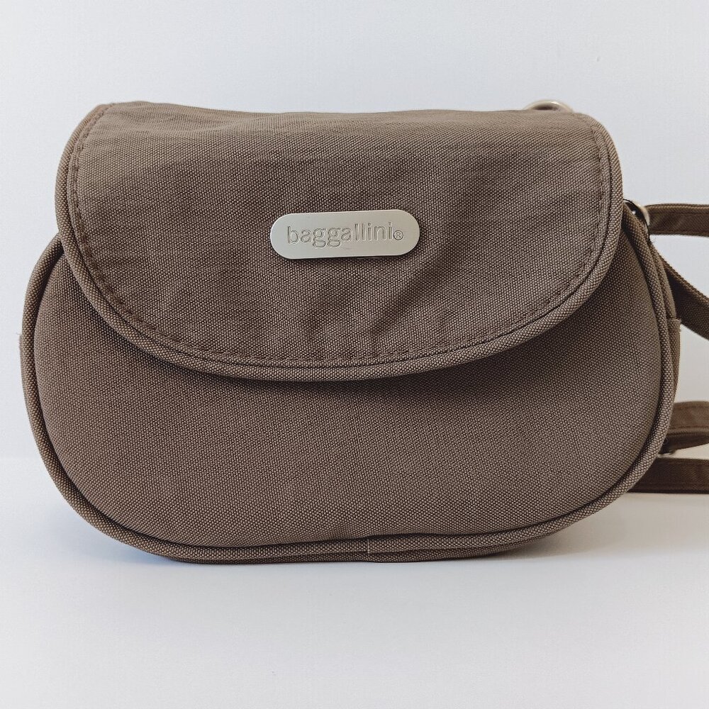 Baggallini Taupe Small On-The-Go Oval Convertible Crossbody or Waist Belt Bag
